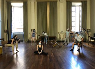 fare teatro