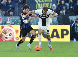 Pisa-Parma 0-1: Notte fonda all’Arena, grosso passo indietro. Follia Nzola nel finale