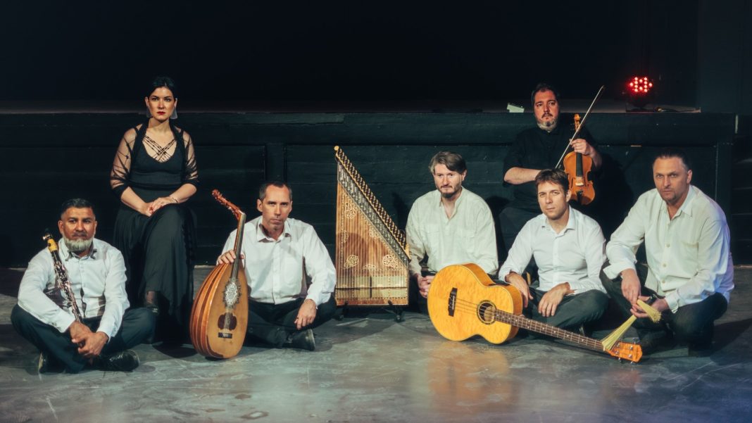 shira-utfila-mics