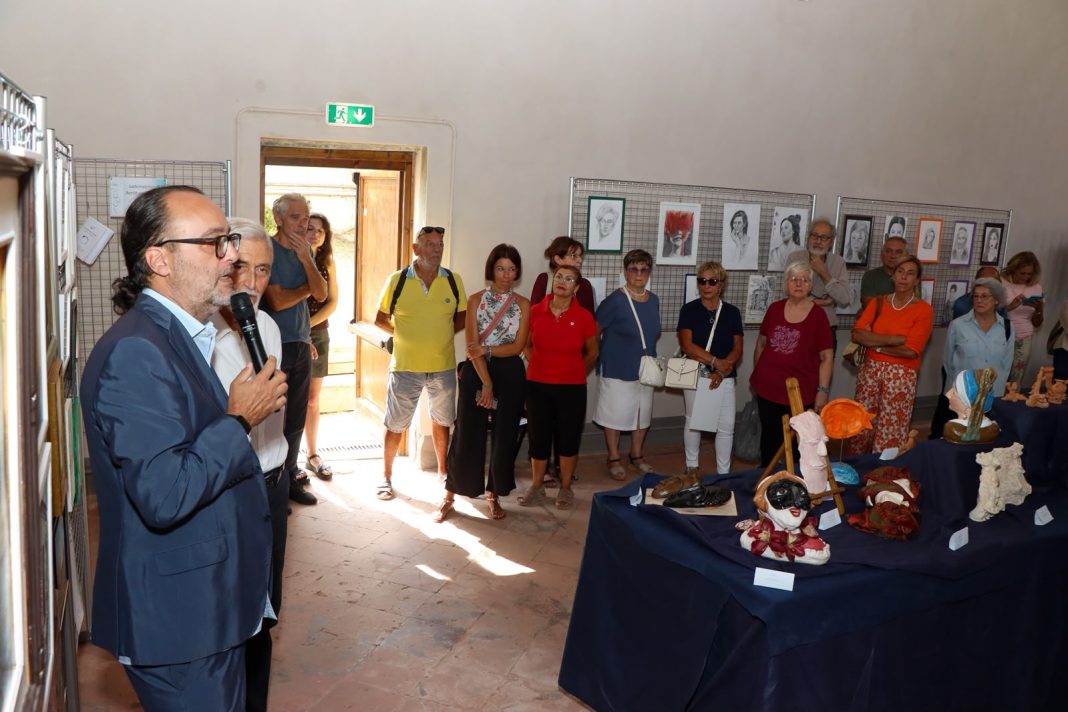 mostra università adulti chiesa qualquonia