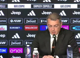 Comolli nel calcio ha ricoperto almeno una volta ogni ruolo. Da giocatore ad allenatore, fino a presidente